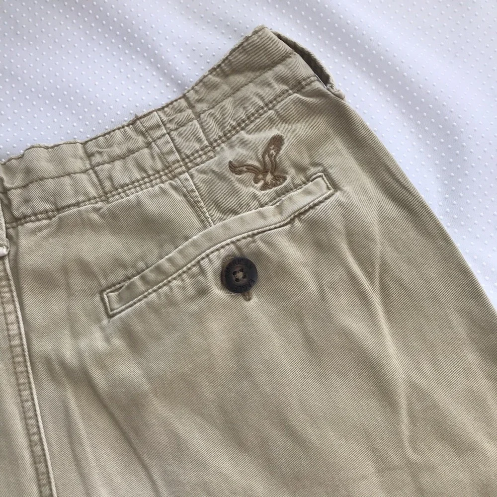 American Eagle Mens Shorts‎ Sz 30 Khaki 100% Cotton Longer Length Chinos